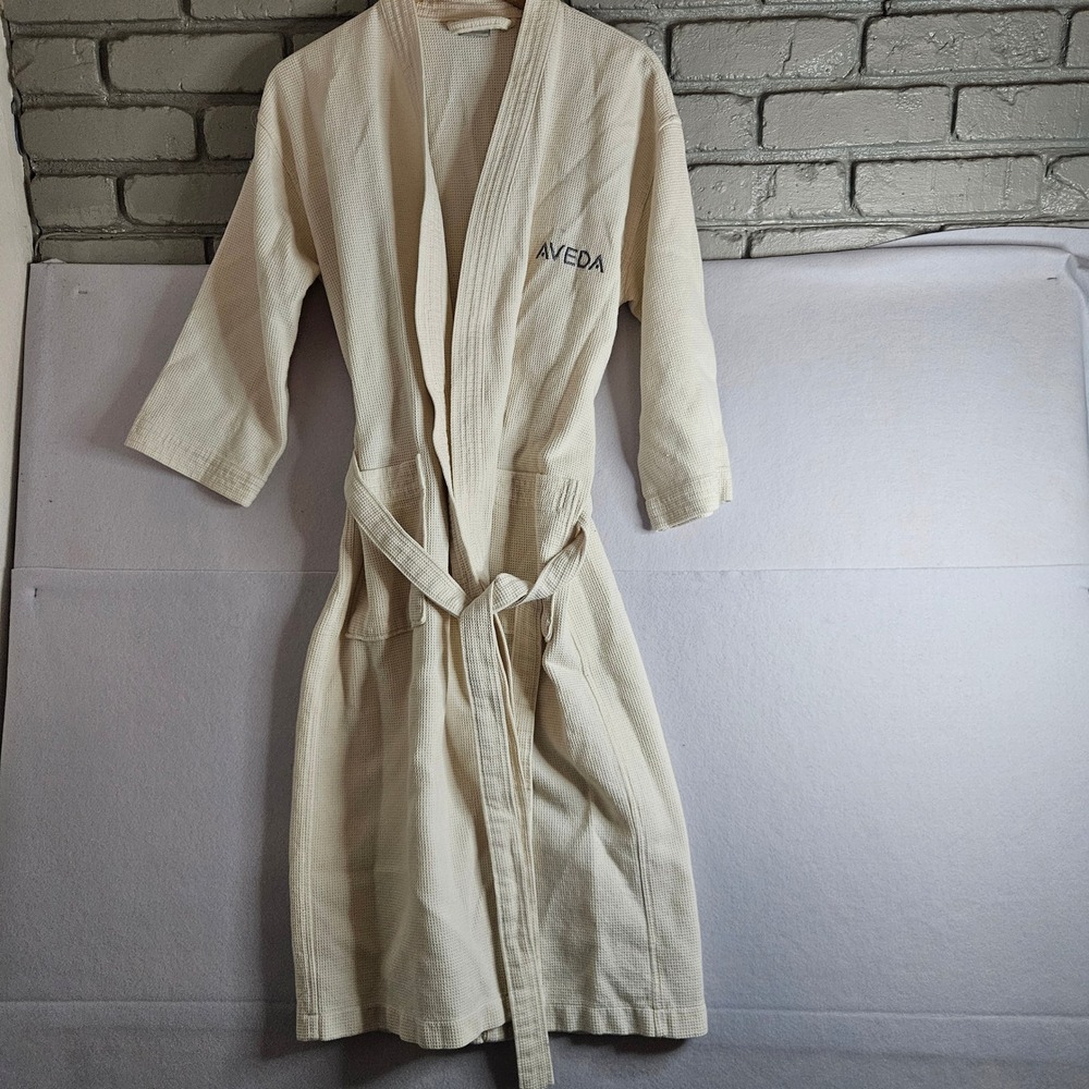 Aveda Spa Robe Large Cream Waffle Knit 100% Cotton Made in Portugal Embroidered